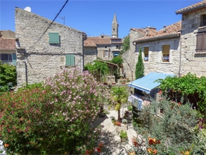 maison de village à la vente -   30430  BARJAC, surface 100 m2 vente maison de village - UBI459074783